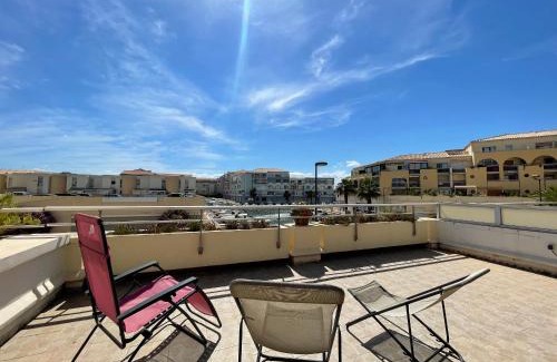 Sete Apartamento | Appartement moderne, 2 pièces cabine, terrasse et véranda, proche plage, parking privé - FR-1-338-133