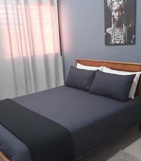 Bamako Apartamento | Appartement Moderne PanneaUx Solaires Golf, Bamako