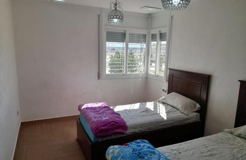 Selouane Apartamento | appartement NADOR wifi gratuit clima mobile
