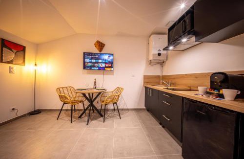 Le Poujol-sur-Orb Apartamento | Appartement Neuf Climatisé Terrasse Voie Verte Centre Thermal