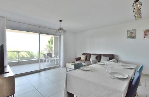 Evian-les-Bains Apartamento | Appartement neuf moderne avec balcon et garage à Évian - FR-1-498-103