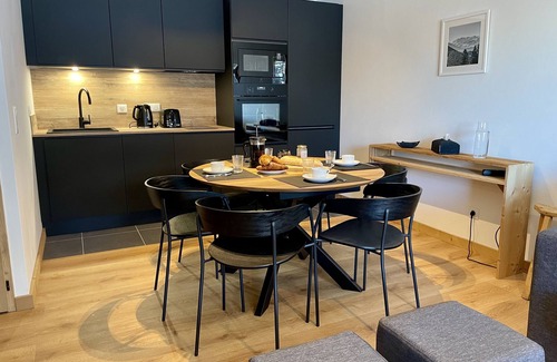 Montalbert Apartamento | Appartement Neuf Dans le Centre du Village, Tout est Possible à Pied