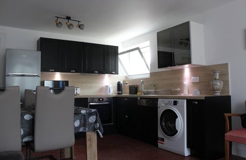 Ronce-les-Bains Apartamento | Appartement neuf 2 chambres avec jardin 2 places de parking securise a 300 metres de la plage