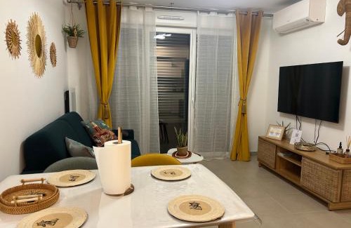 Saint-Sylvestre Apartamento | Appartement neuf T2 calme avec terrasse - Proche Marché Liberation