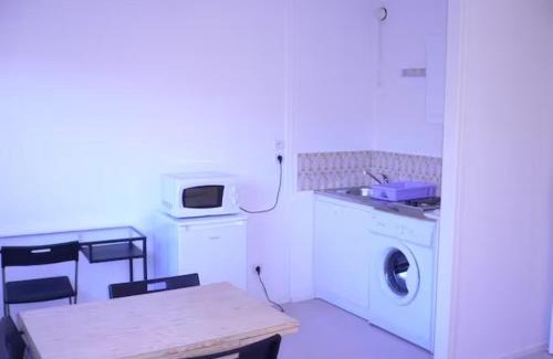 Coteaux Ouest Apartamento | Appartement Nickel et confortable
