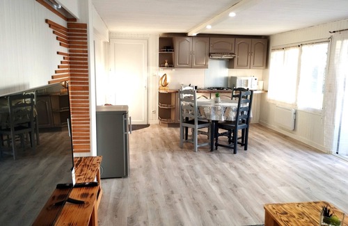 Rives Apartamento | Appartement Paisible qui Offre un Séjour Détente Pour Toute la Famille