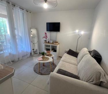 Les Sablettes Apartamento | Appartement pied dans l’eau