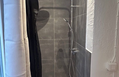 Corte Apartamento | Appartement Place Paoli Dans le Centre Historique de Corté
