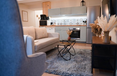 Langres Apartamento | Appartement Plein Centre Ville du Vieux Langres : Chez Rose