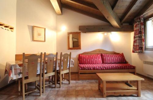 Val Cenis Apartamento | Appartement pour 6 au pied des pistes avec parking, balcon et WIFI – Val Cenis - FR-1-508-129