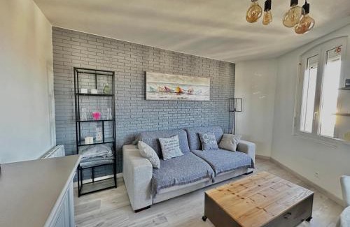 Courseulles-sur-Mer Apartamento | Appartement près du port centre et plage - Vue mer