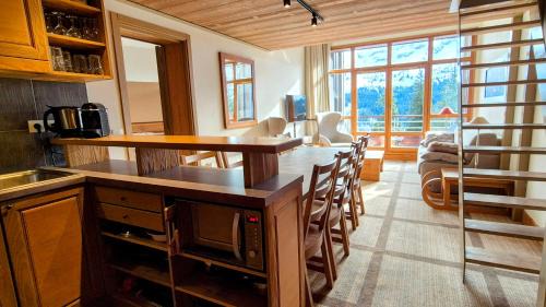 Flaine Apartamento | Appartement Premium à Flaine, altitude 1740 m, 8 à 10 personnes, au pied des pistes, piscine, jacuzzi, sauna, hammam et salle de sport