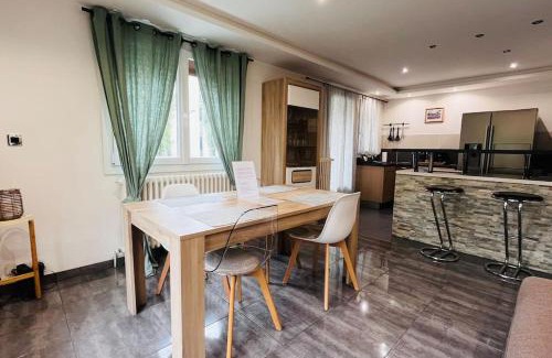 Annecy Apartamento | Appartement Proche centre ville avec Parking Gratuit
