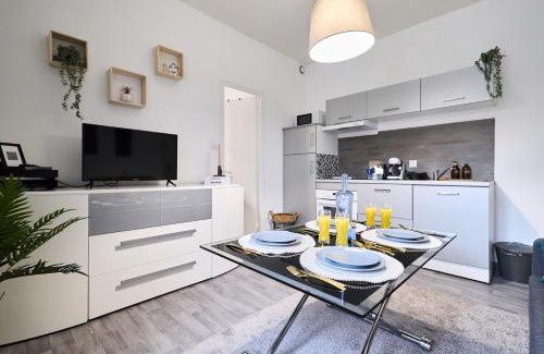 Mont d'Arene Apartamento | Appartement proche centre ville - 1 a 4 personnes