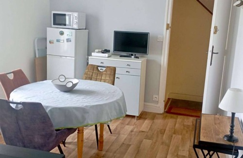 Asnelles Apartamento | Appartement Proche de la Plage - Wifi, Bien Agencé