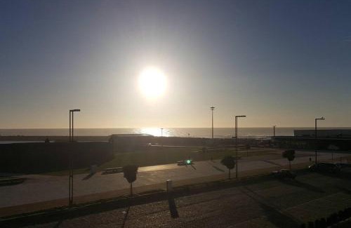 Vila Praia de Ancora Apartamento | Appartement de 90 m2 en 1ere ligne face a l'ocean