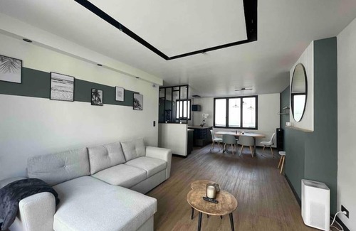 Quartier Vieux Marche-Cathedrale Apartamento | Appartement rénové Hyper Centre