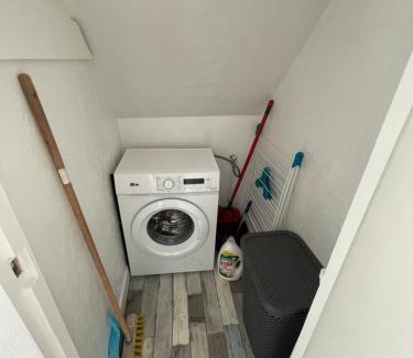 Flers Apartamento | Appartement rénové tout équipé, centre ville, proche de la gare et commerce