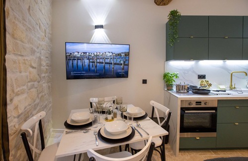 Antibes Old Town Condominio | Appartement Rénové Vieille Ville Antibes