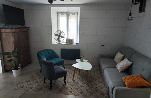 Amancy Apartamento | Appartement rénovée dans maison ancienne
