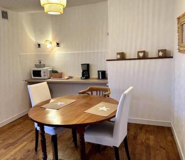 Dol-de-Bretagne Apartamento | Appartement rénové entre Saint-Malo et le Mont-Saint-Michel