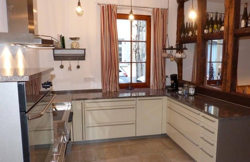 Windesheim Casa | APPARTEMENT Römerberg FACHWERKHAUS - LindenONE vacation apartments