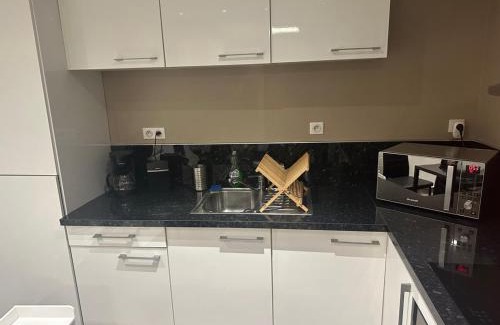 Coudekerque-Branche Apartamento | Appartement rez de chaussée 4 personnes 2 chambres avec parking