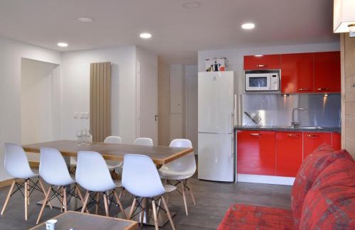 Macot-la-Plagne Apartamento | Appartement rénové et chaleureux proche des pistes, 3 pièces + cabine pour 8 pers, animaux admis - FR-1-181-1922