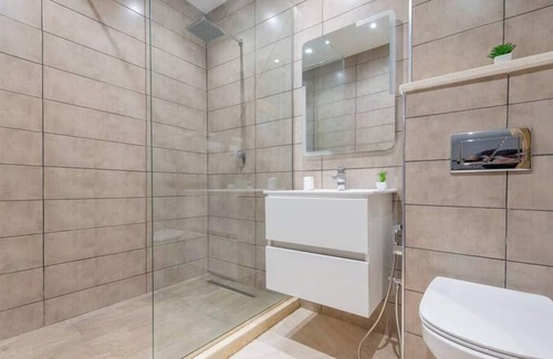 El Mouradia Apartamento | Appartement Radieux Au Golf
