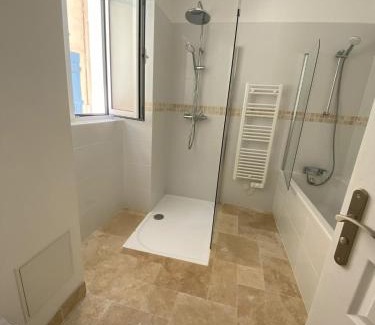 Centre Historique Apartamento | Appartement RDC avec cour privée - Narbonne Les Halles Centre Historique