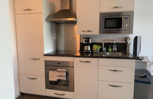 Perros-Guirec Apartamento | Appartement refait à neuf avec vue mer, WIFI et balcon à Perros-Guirec - FR-1-368-59
