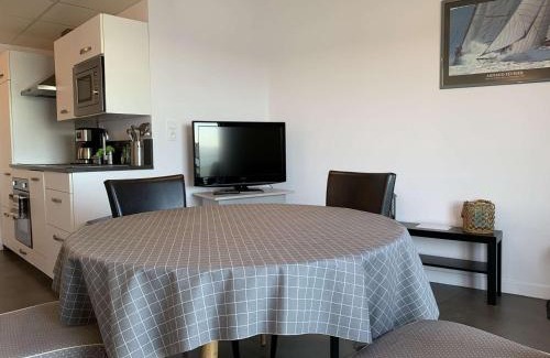 Perros-Guirec Apartamento | Appartement refait à neuf avec vue mer, WIFI et balcon à Perros-Guirec - FR-1-368-59