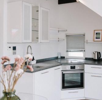 Altstadt Apartamento | Appartement Residenz Panorama - Einzigartiges Loft im Herzen von Würzburg mit 2 Balkonen und Panorama-Aussicht!