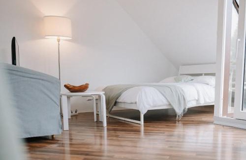 Altstadt Apartamento | Appartement Residenz Panorama - Einzigartiges Loft im Herzen von Würzburg mit 2 Balkonen und Panorama-Aussicht!