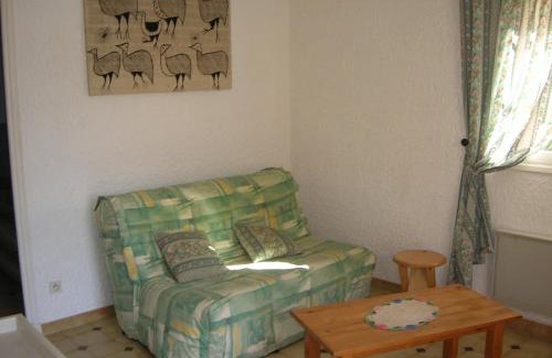 Frejus Apartamento | Appartement Rez de Villa - 4 personnes - Fréjus - Vue piscine