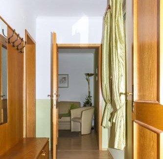 Podersdorf am See Apartamento | Appartement Roiss