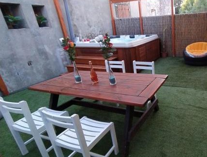 Espondeilhan Apartamento | Appartement romantique l'EVASION