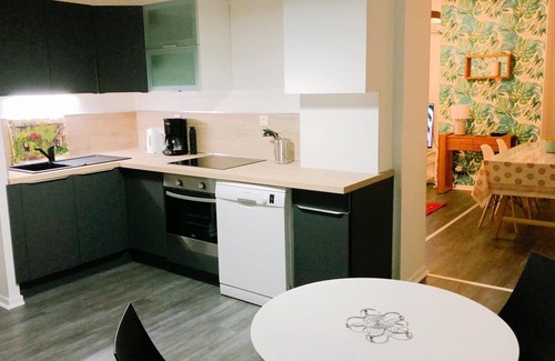 Roubaix Apartamento | Appartement Roubaix Gare 2 Chambres Pour 6. Calme et Agréable ! Parking Dispo