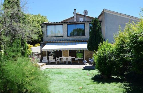 La Roche-sur-le-Buis Apartamento | Appartement spacieux à La Roche-sur-le-Buis avec piscine privée.