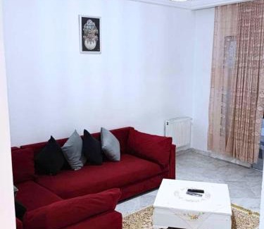 Ennasr Apartamento | Appartement S1 Chaleureux a Ennasr avec Vue Panoramique - Wi-Fi Fibre