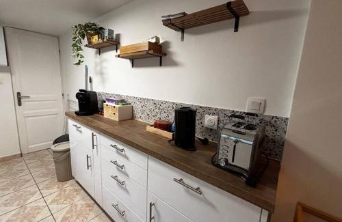 Begles Apartamento | Appartement Sabail 2 - T2 spacieux