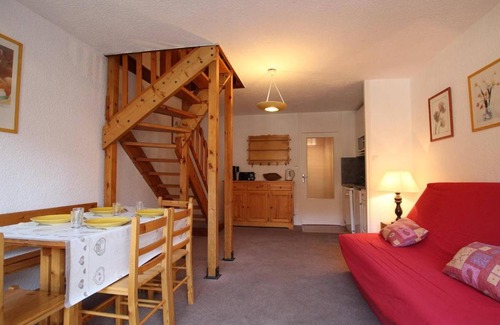 Saint-Chaffrey Apartamento | Appartement Saint-Chaffrey , 2 pièces, 6 personnes - FR-1-330E-35