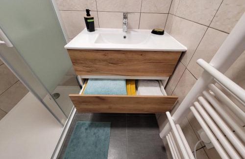 Salbris Apartamento | Appartement Salbris- Parking Gratuit