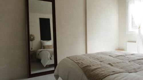 Creil Apartamento | Appartement Sept, un écrin en centre-ville