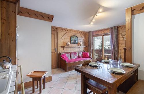 Meribel Village Apartamento | Appartement ski aux pieds avec piscine et spa - FR-1-566-51