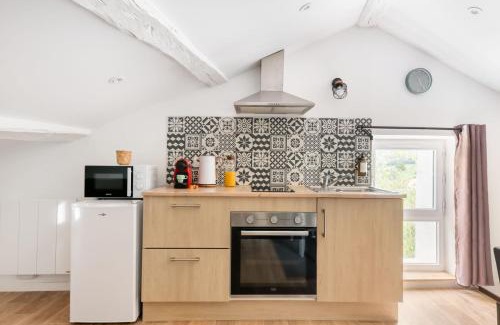 Saint-Galmier Apartamento | Appartement sous combles - vieille batisse proche centre ville