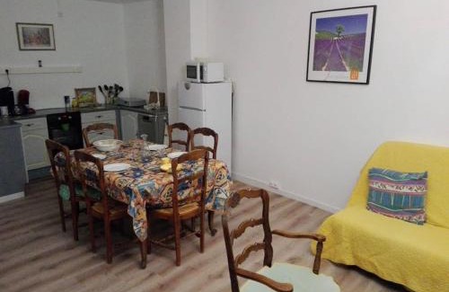 Buis-les-Baronnies Apartamento | Appartement spacieux 6 personnes très lumineux