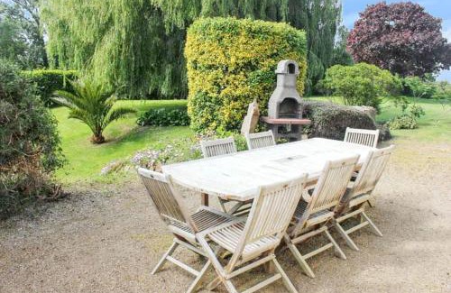 Trevou-Treguignec Apartamento | Appartement spacieux vue mer Trévou