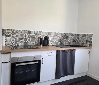 Salernes Apartamento | Appartement spacieux et lumineux