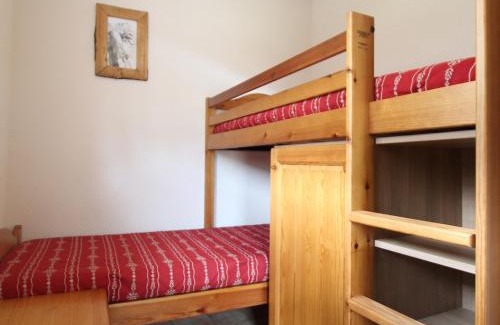 Val Cenis Apartamento | Appartement spacieux 6 pers au pied des pistes avec balcon, parking et WiFi - FR-1-508-120